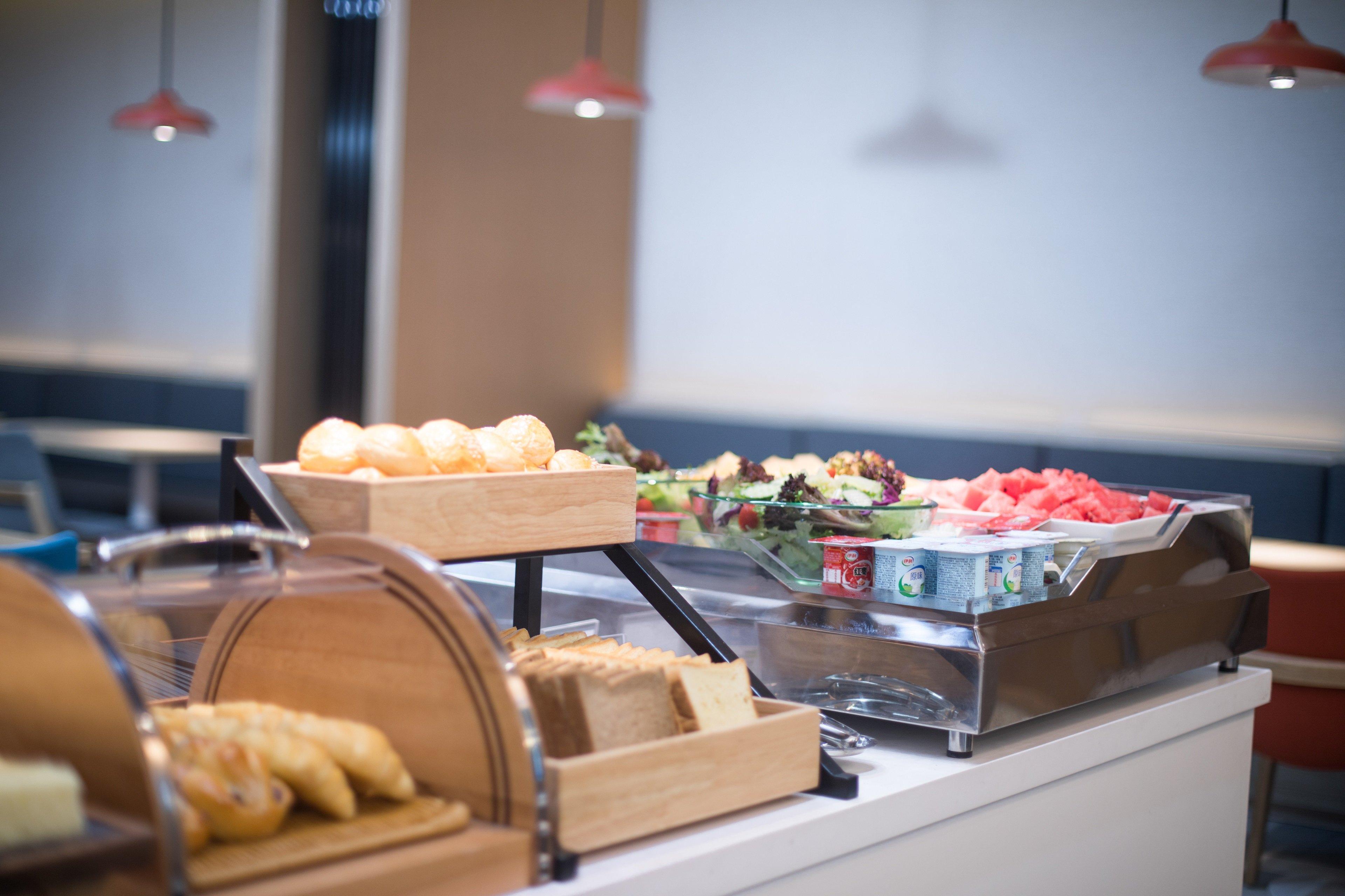 Holiday Inn Express Shanghai Jiading Center By Ihg Zewnętrze zdjęcie