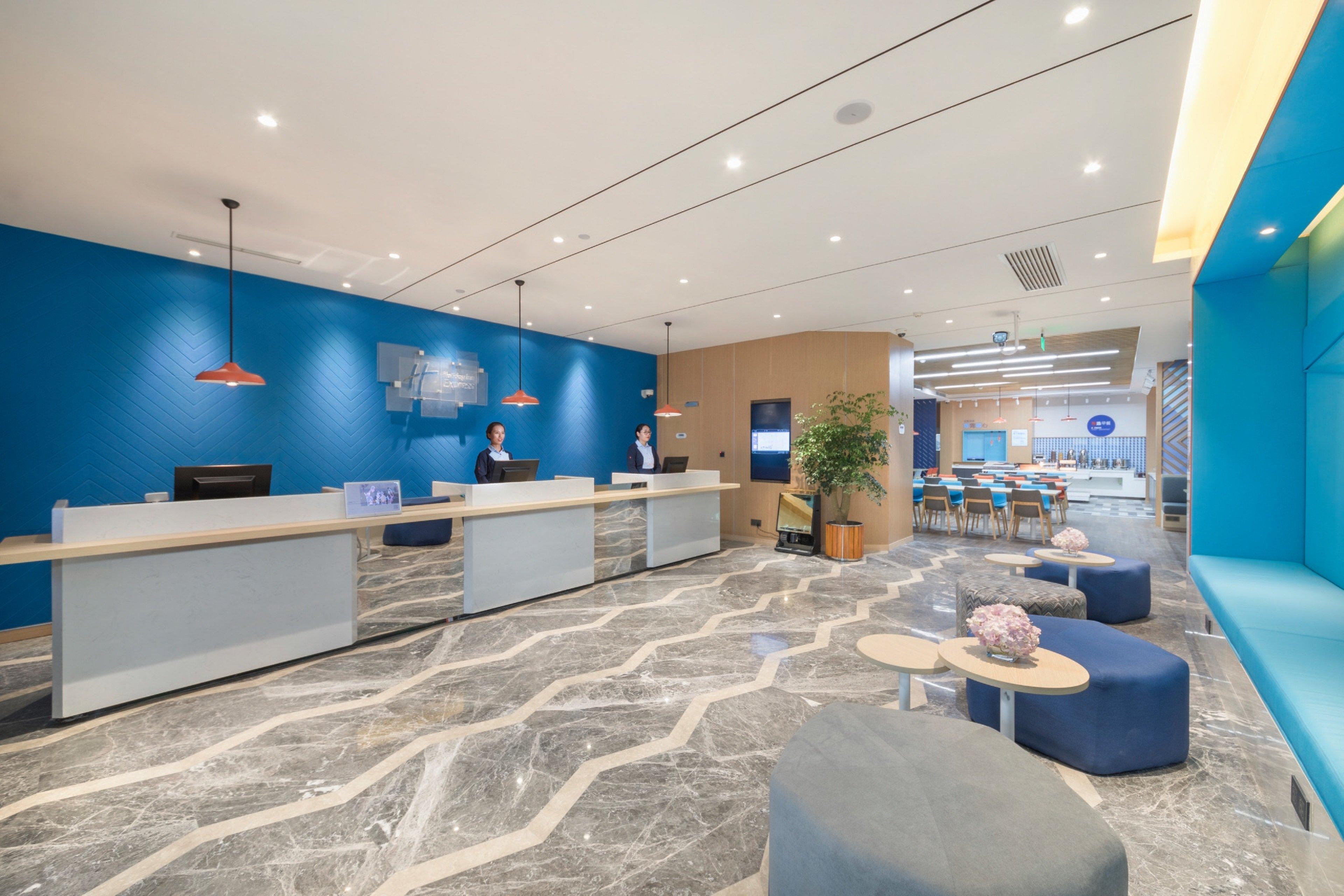 Holiday Inn Express Shanghai Jiading Center By Ihg Zewnętrze zdjęcie